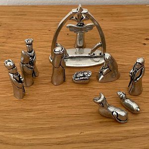 11 Piece Miniature Pewter Nativity Set with Chreche